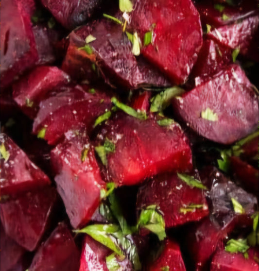 Roasted beets, pecan, and white raison salad (per 1lb)